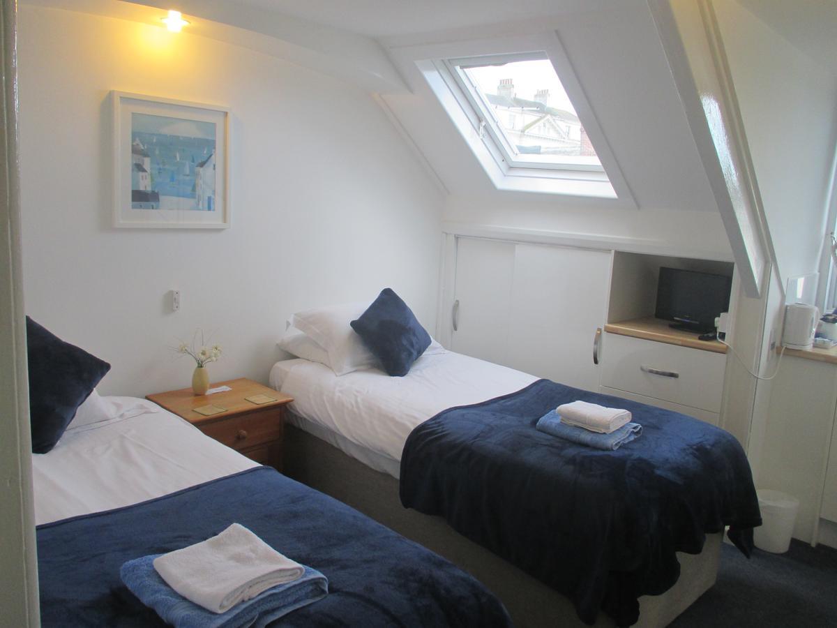 Caledonia Guest House Plymouth Bagian luar foto