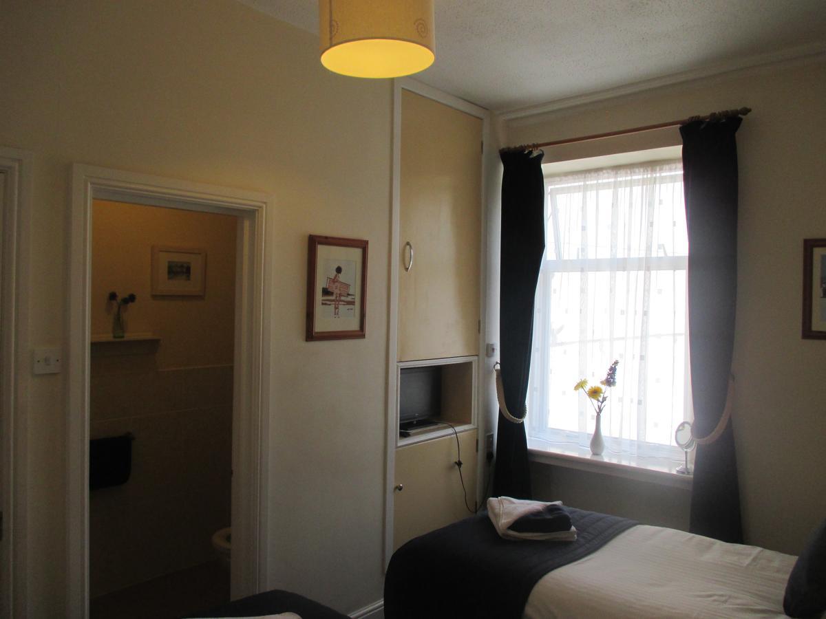 Caledonia Guest House Plymouth Bagian luar foto